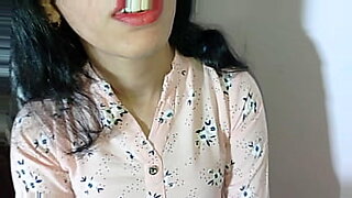 her pussy drips she is so wet