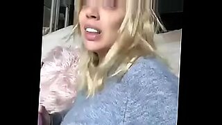 blonde hotchick share a cock with