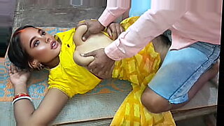 dasi-hot-bhabhi-milk