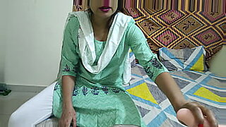 indian-glass-girl-sec