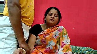 indian bhabhi in saree xxx video