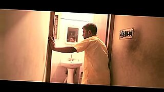 kolkata-gf-bf-sex-in-bathroom