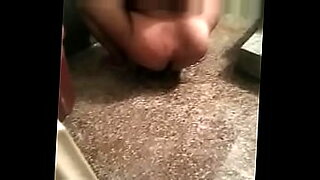leaked-bathroom-indian-mms