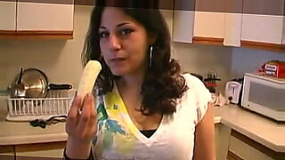 indian-boy-eat-the-girl-pussy