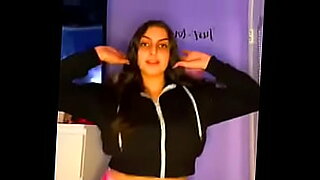 rimal-ali-shah-boobs