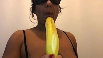 danie daniel pussy eating