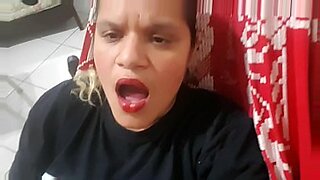 video de mulher casada se exibino de calcinha fio dental4