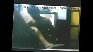 cum-sharing-romance