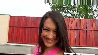 pakistani-beautiful-young-girl-mms