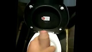 sex old man xxxx hot xx in bathroom