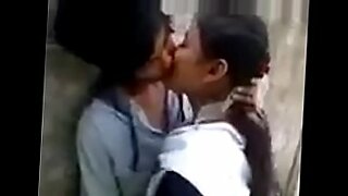 indian girl touching cock in bus