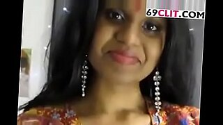 desi wife live boob show