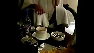 korean-sexxi-in-the-dinning-room