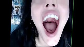 hd big labia lips piss