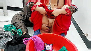 girl-washing-xxx-boy