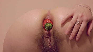 amateur cucumber orgasm