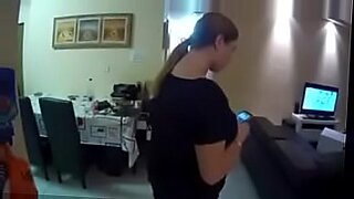taunting cuckolding femdom babe and white guy