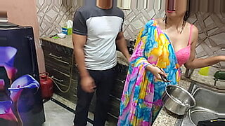mom-ason-sex-kitchen