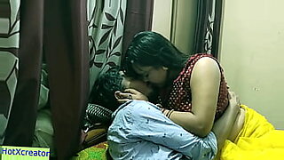 indian pussy licking girl in saree fucked with hindi audio