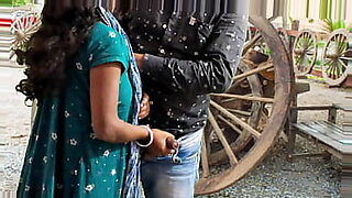 dasi-bhabhi-fingering