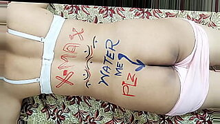teen-girl-fast-taim-short