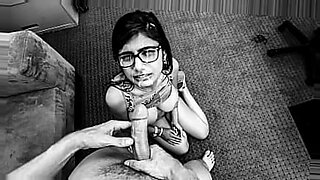 mia khalifa having porn with her fan