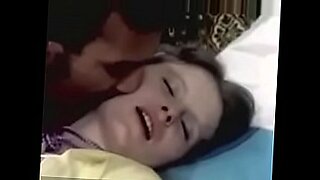 husband getting blowjob cheating under the table free porn movies