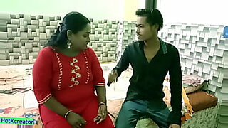 mother-shows-son-what-pussy-is