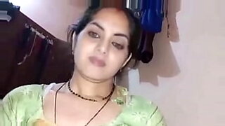 ঘুমন্ত-অবস্থায়-মা-ছেলে-xxxxxx