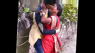 passinate-love-bites-on-breasts