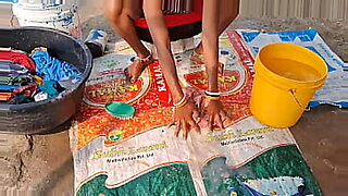 kapde-utarane-wali-video-india