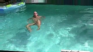 seachcute young girl ass squalting during fucking