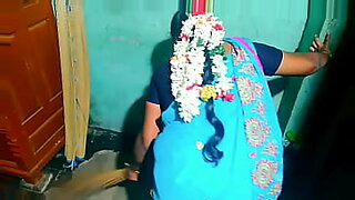 girl-bucket-cleaning