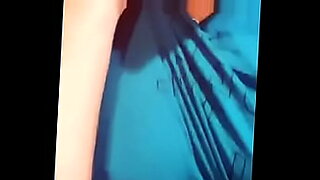 tamil aunty blouse removing and boob milk feed to husband