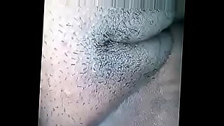 rubbing-pussy-in-pants