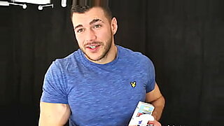 beafed muscle stud jerking off cock gay porn