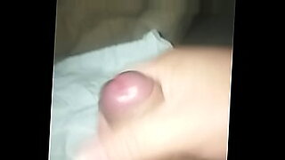 asian getting toes sucked