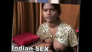 boob-show-irain-mujra