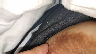 virgin-pussy-sucking