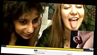 young-girl-fist-time