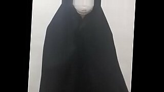 mertua-hijab-di-kontolin