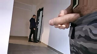 mom hand lock in kichen son in sex