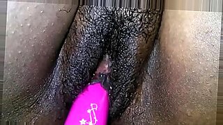 teen-girl-show-pussy