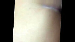 19 yo american med tight pussy blaring sar mig ut och knulas som en pro