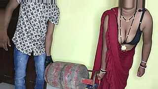 bhabhi-haan-ke-sath-mein-masti