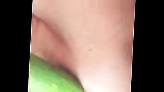teen-girl-show-pussy