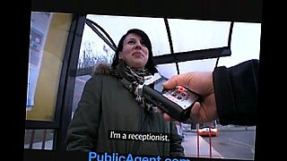 asking-people-on-the-street-to-blowjob