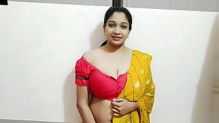 गर्ल्स-नेकेड-फोटोशूट