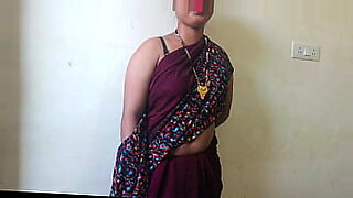 indian-girl-speaking