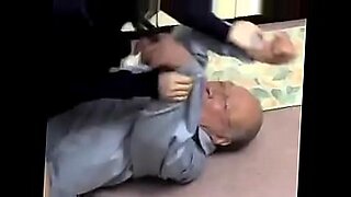 japanese boy mom massage